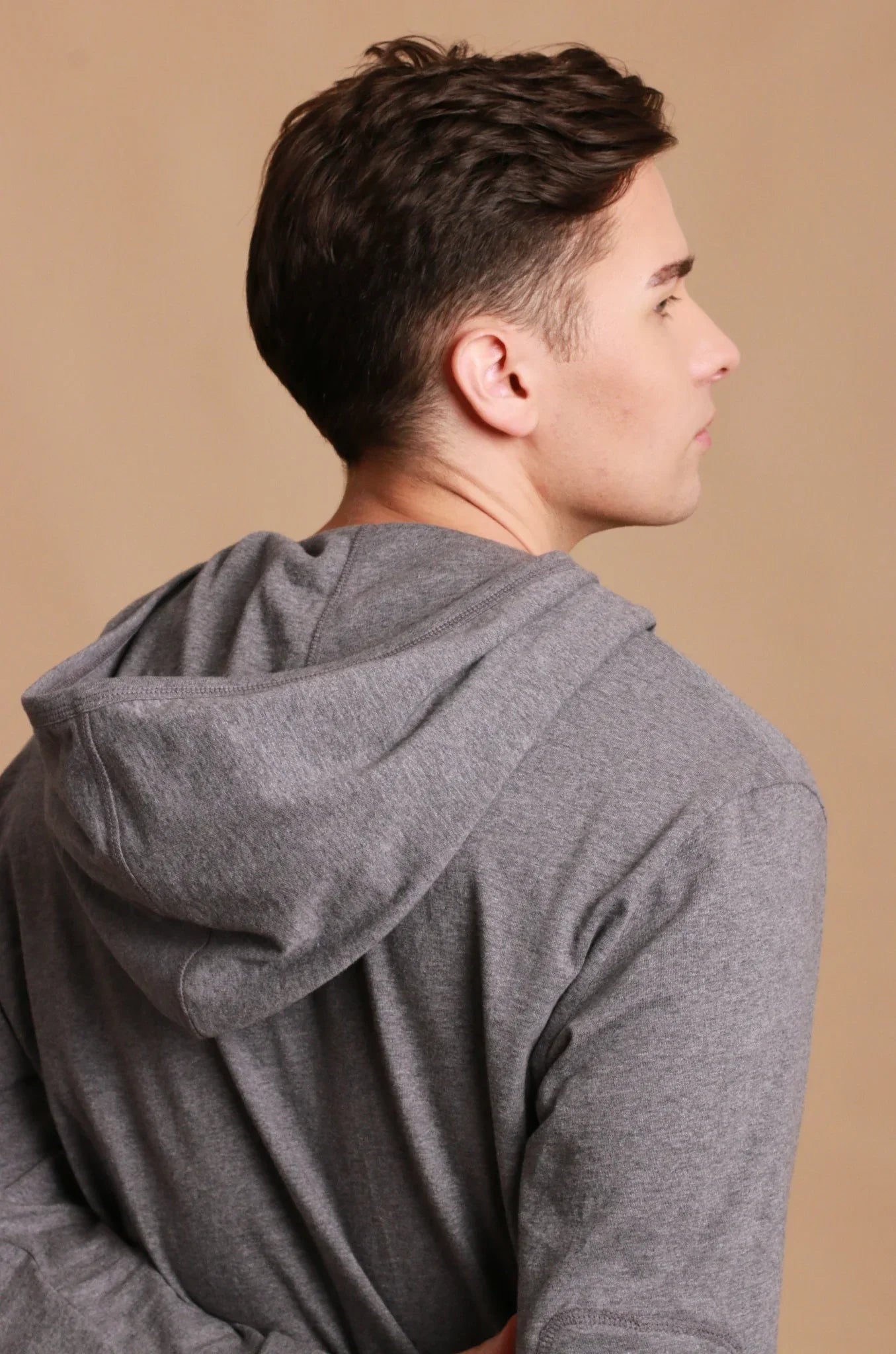 Sweat à capuche en jersey pour homme avec masque de sommeil intégré