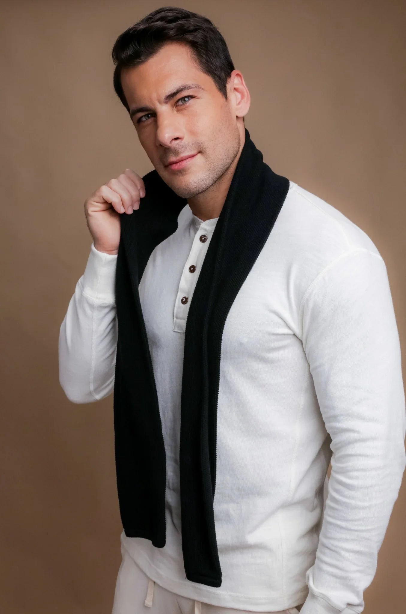 Hypoallergenic Tubular Knitted Scarf